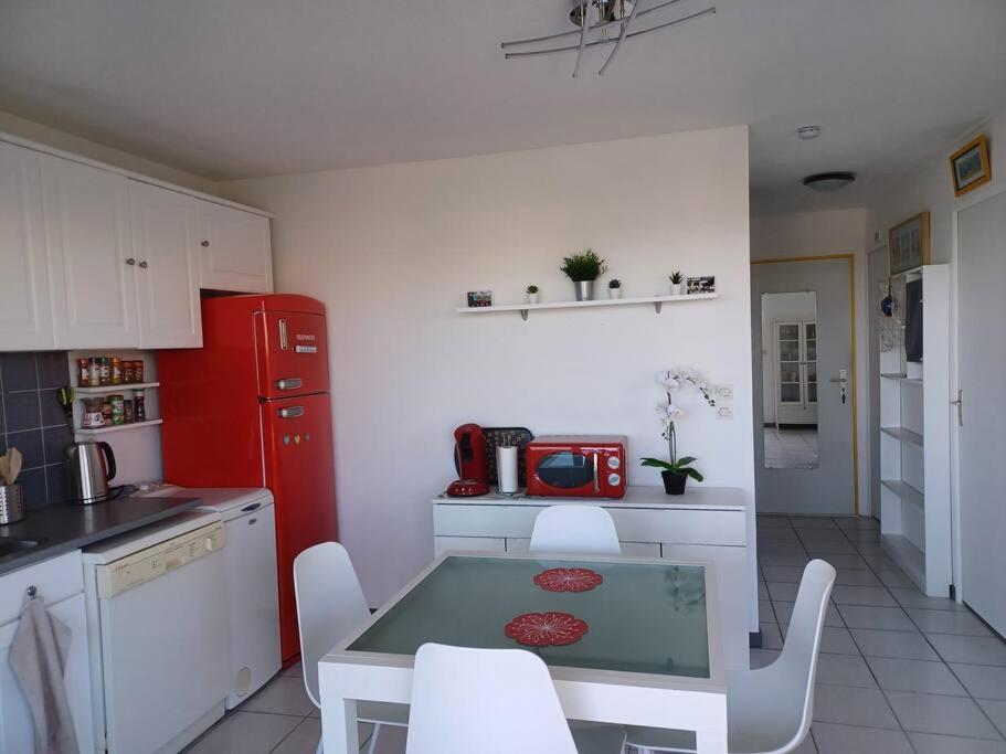 Plain-Pied, Terrasse, Piscine, Pleine Vue Mer, Plage A 6' A Pied, Parking, Wifi Fleury  Exterior foto